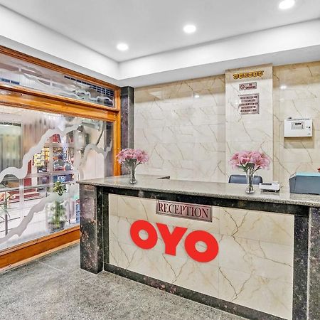 OYO 88326 Hotel Cloud 9 New Delhi Buitenkant foto