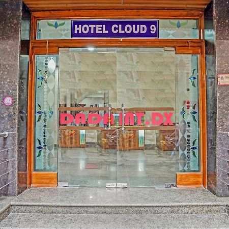 OYO 88326 Hotel Cloud 9 New Delhi Buitenkant foto